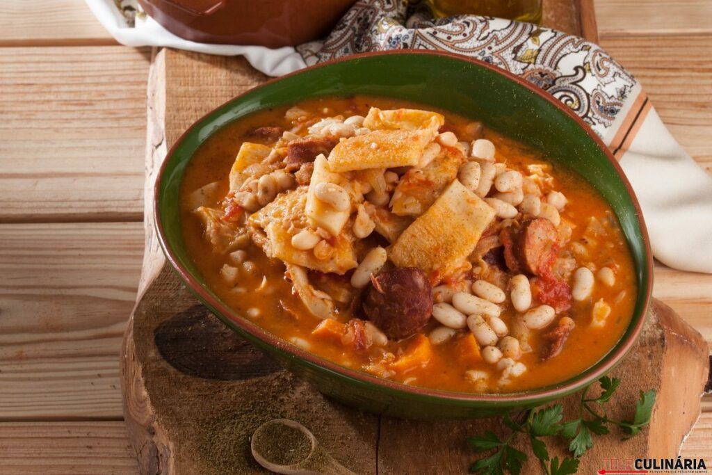 The Mozambique stew dish known as Dobrada