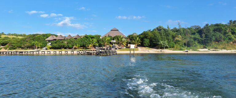 Mukumbura Lodge Bilene beachfront accommodation in Mozambique